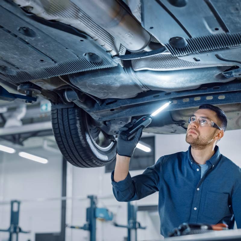 Luminaria estanca tubular para uso industrial - 120cm - 30W - IP65 - IK10 (13)