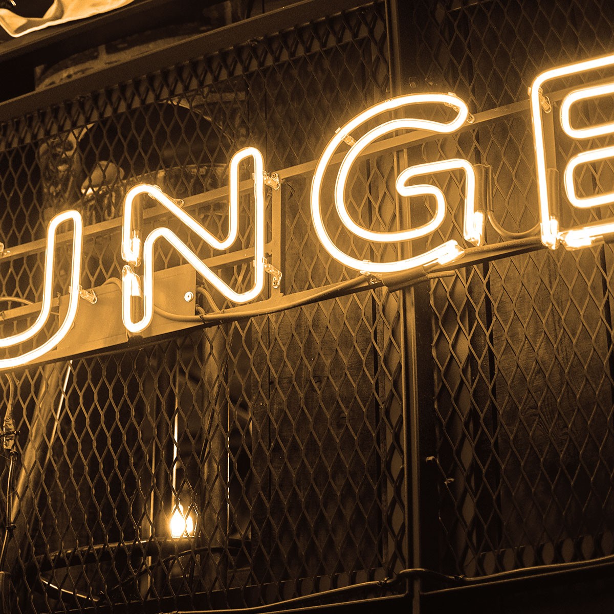 Neón LED flexible 24V DC - 4x10mm - 5 metros - Kit completo - IP67 - 11W/m - Curvatura lateral (36)