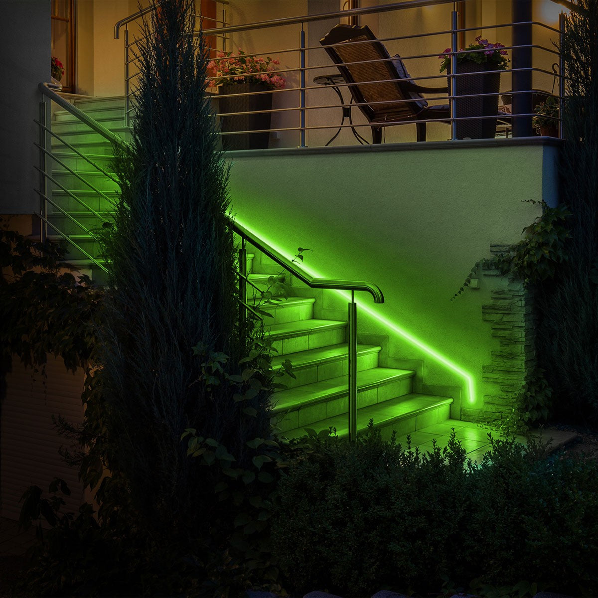 Neón LED flexible 24V DC - 4x10mm - 5 metros - Kit completo - IP67 - 11W/m - Curvatura lateral (45)