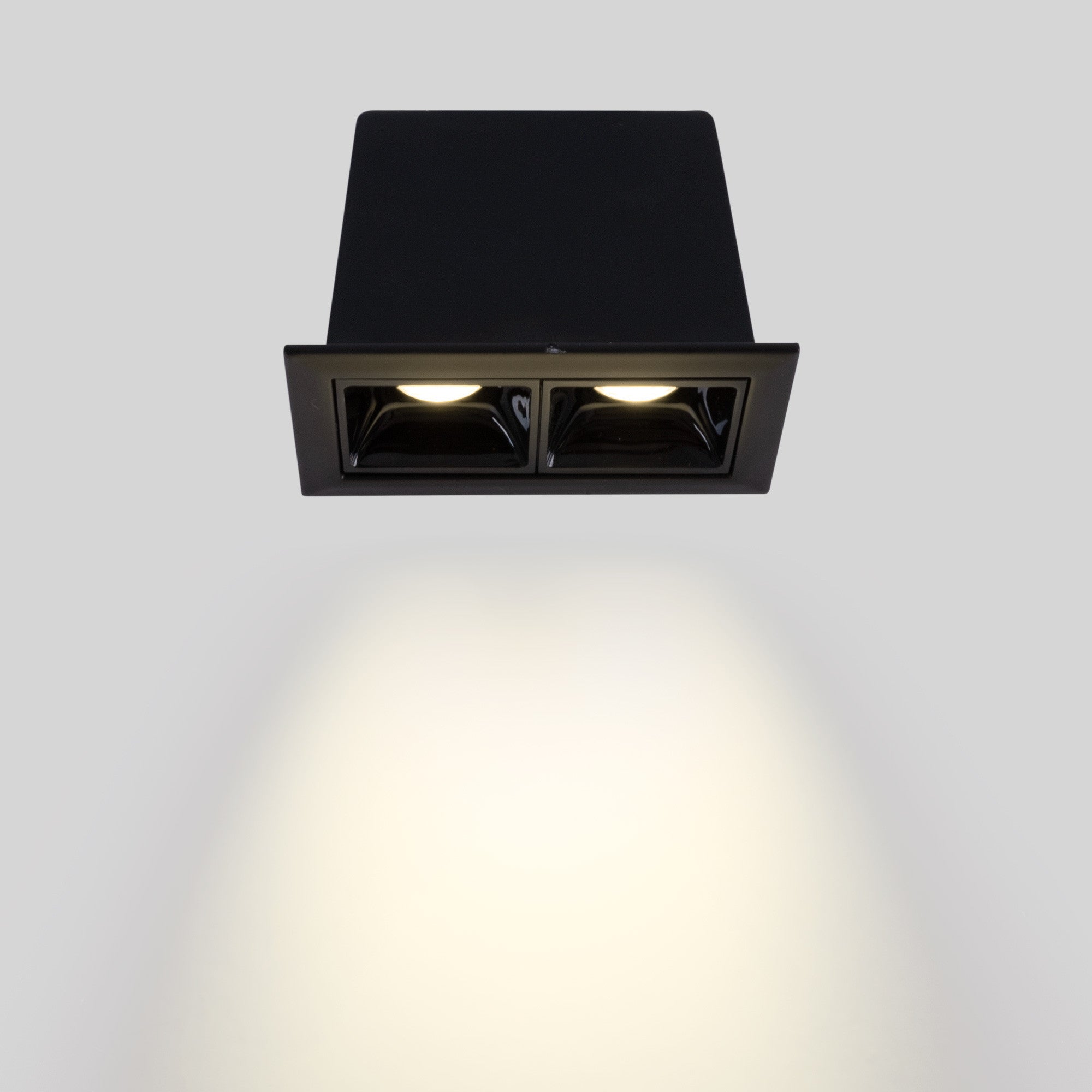 Foco lineal LED empotrable 4W - UGR18 - CRI90 - Chip OSRAM (36)